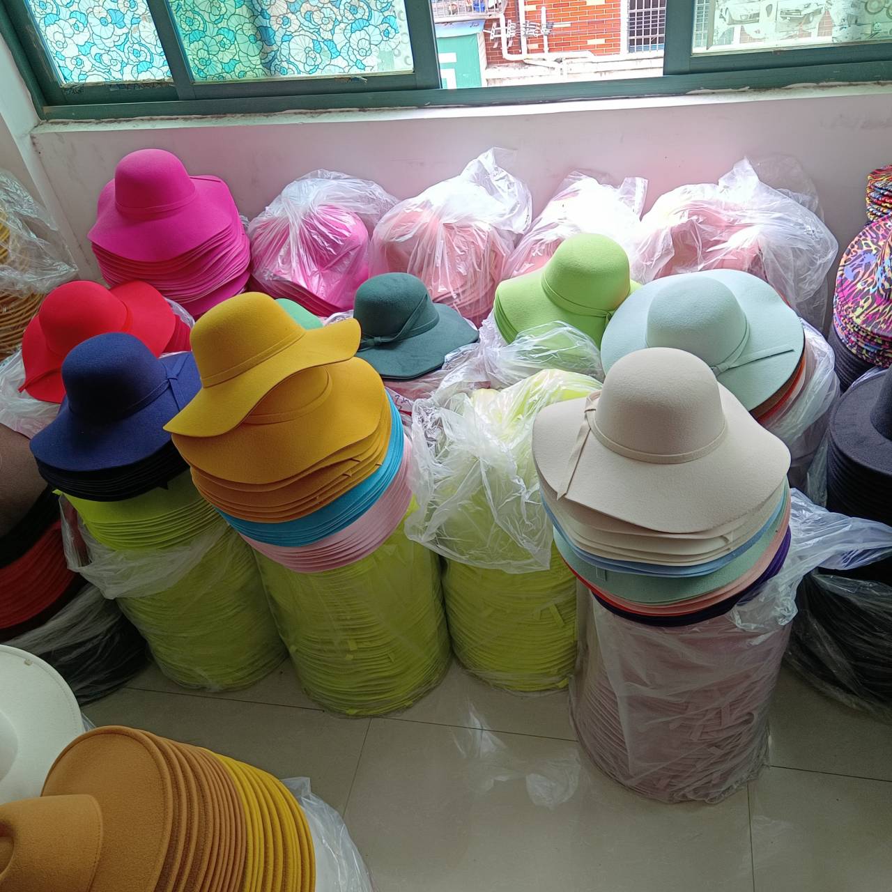 White Dome-shaped Ladies' Hat  - Hat Floppy Wide 리뷰 및 가격